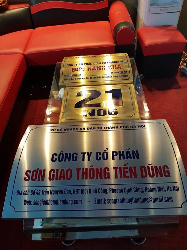 Quảng Cáo Sắc Màu