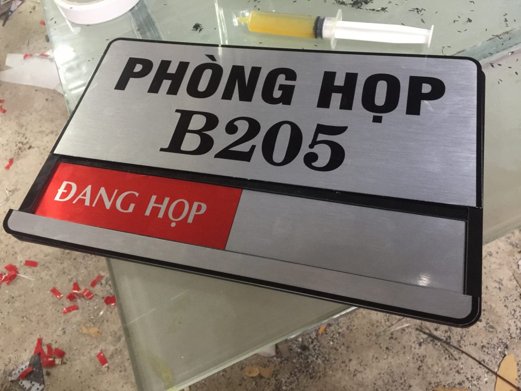 Quảng Cáo Sắc Màu