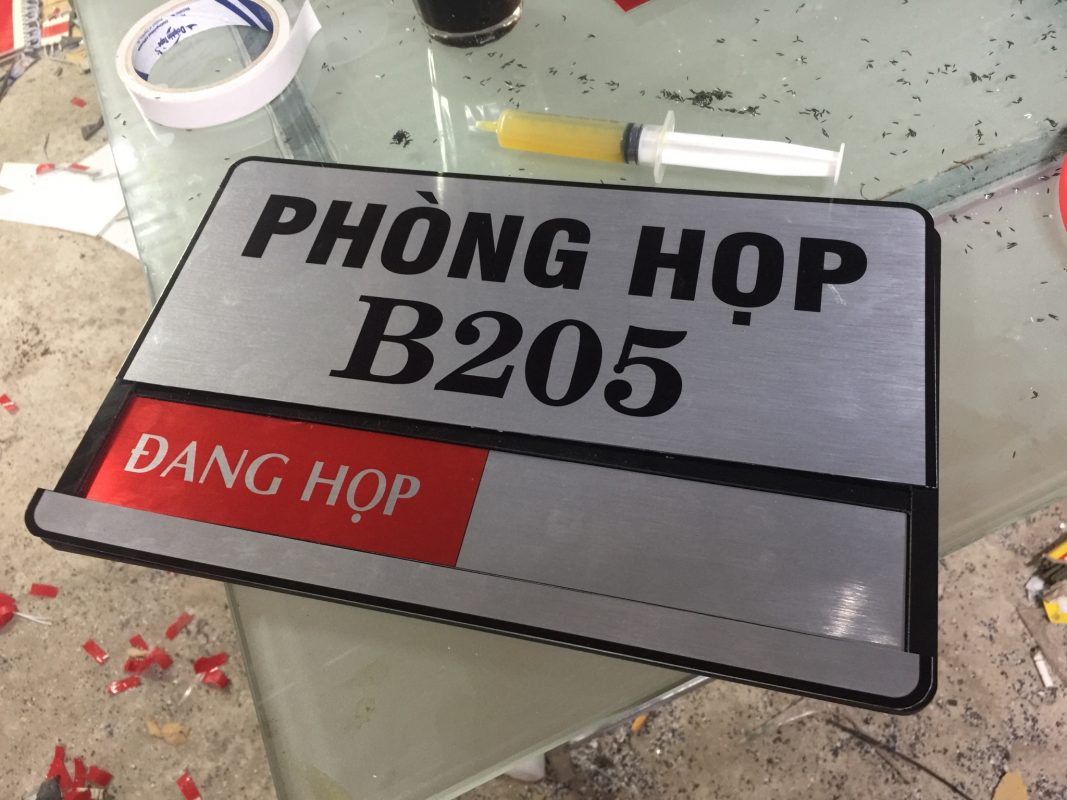 Quảng Cáo Sắc Màu