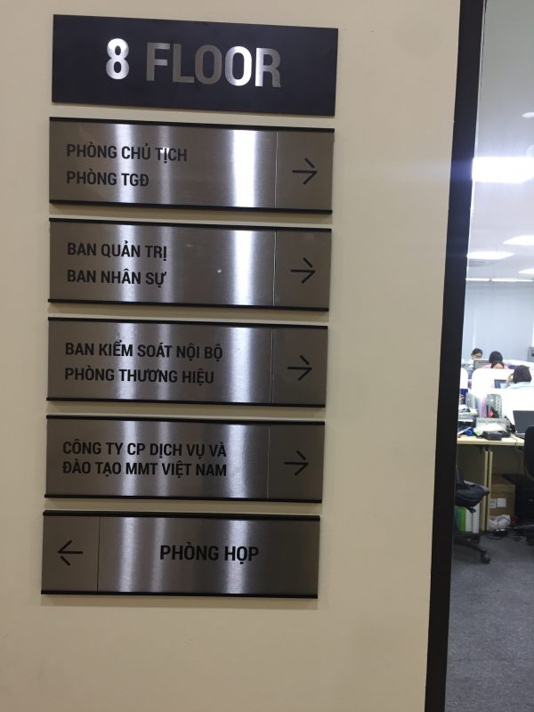 Quảng Cáo Sắc Màu