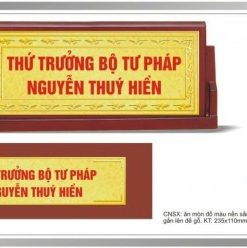 Biển chức danh để bàn đế gỗ.