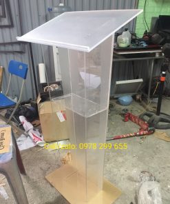 Bục phát biểu mica trong suốt.