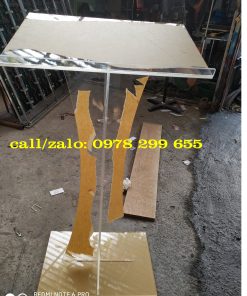 Bục phát biểu mica trong suốt.