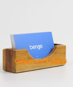 Đế dựng namecard gỗ sồi cao cấp