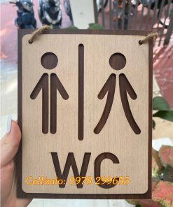 Biển wc, toilet bằng gỗ lấy ngay