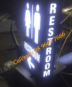 Biển wc có đèn phát sáng