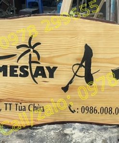 Biển chỉ dẫn bằng gỗ Homestay