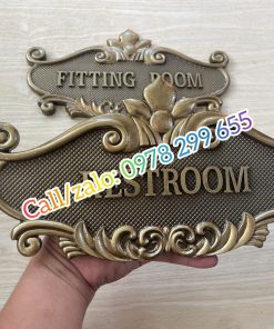 Biển phòng ban, nhà vệ sinh độc lạ