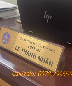 Biển chức danh luật sư giả rẻ 350k
