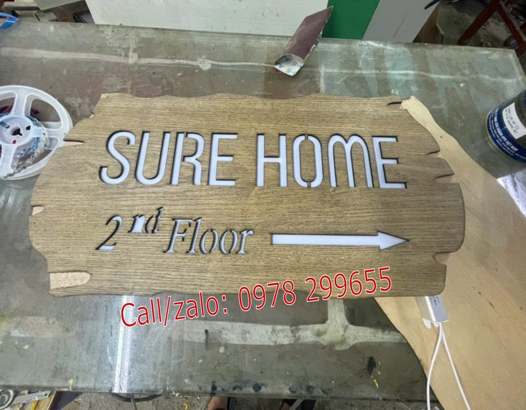 Biển gỗ đẹp gỗ thông rẻ nhất