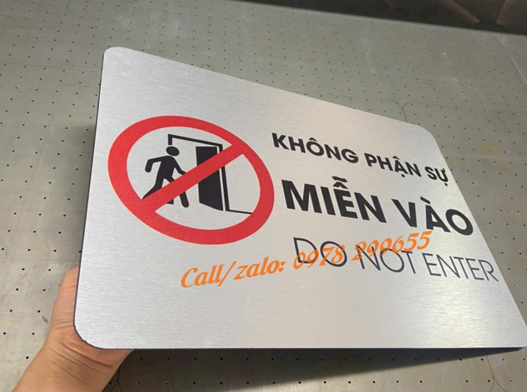Biển không nhiệm vụ miễn vào