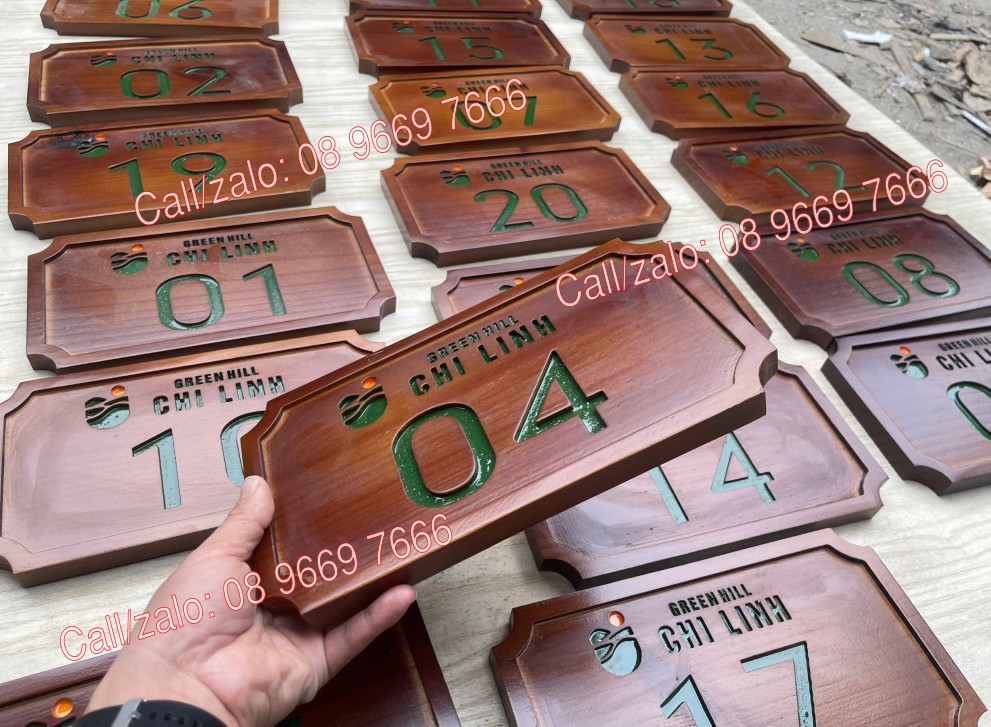 Biển phòng gỗ đẹp ấn tượng giá rẻ