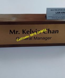Mẫu biển chức danh cài card mới nhất 2019