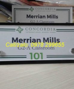 Biển chức danh đặt bàn mẫu mới