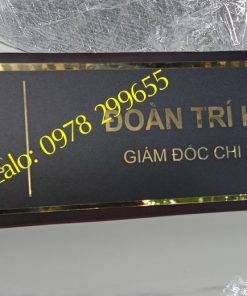Mẫu biển chức danh đặt bàn đẹp giá rẻ