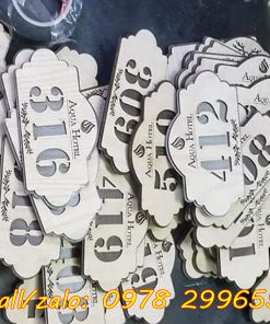 Bộ sưu tập các mẫu biển hiêu văn phòng bằng gỗ bán chạy nhất 2020