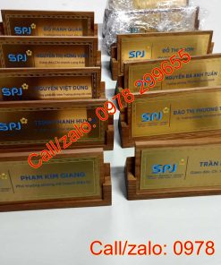 Mẫu biển chức danh bằng gỗ 2020 bán chạy nhất