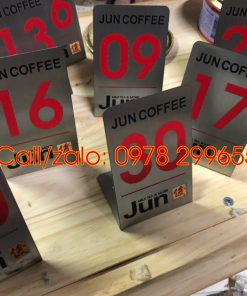 Biển số để bàn inox in UV