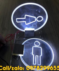 Biển wc có đèn sáng