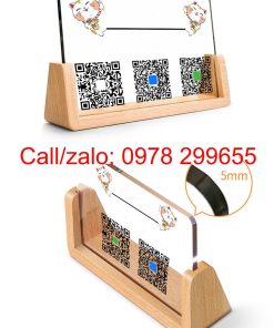 Biển quyét mã QR đế gỗ sang chảnh