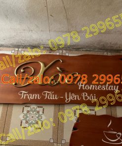 Biển gỗ Homestay