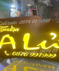 biển gỗ homestay phát sáng