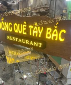 Biển gỗ đẹp có đèn led cho nhà hàng homestay villa đẹp