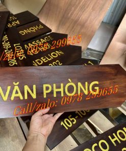 Thanh chỉ dẫn gỗ cho homestay, khu nghỉ dưỡng